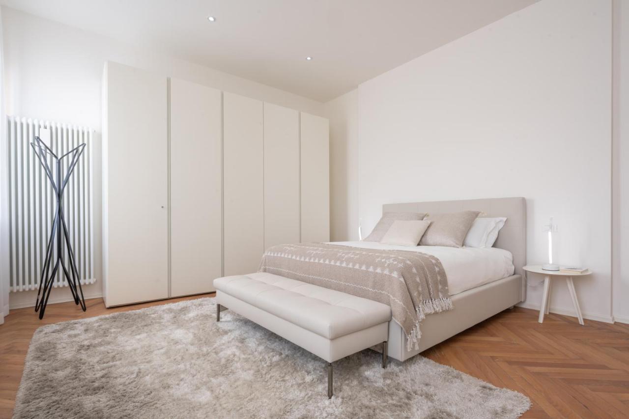 Design Apartment With Balcony On The Grand Canal R&R Velence Kültér fotó